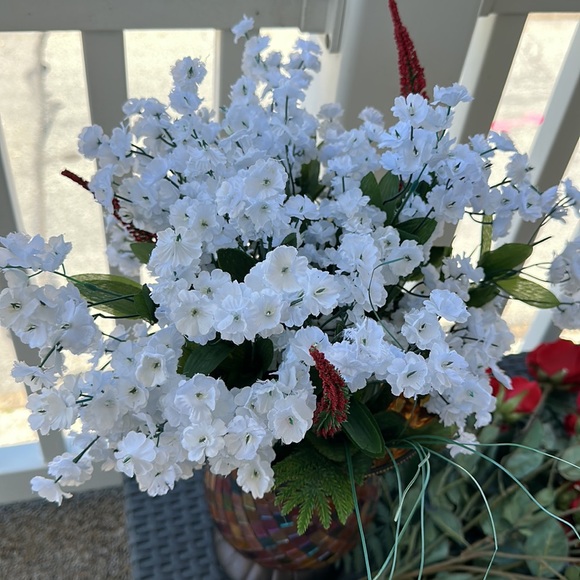 Spring flowers - Picture 2 of 3